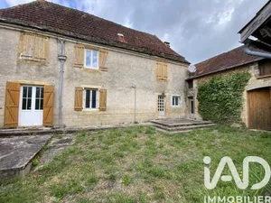 Ferme à La Chapelle-Aubareil (24290)
