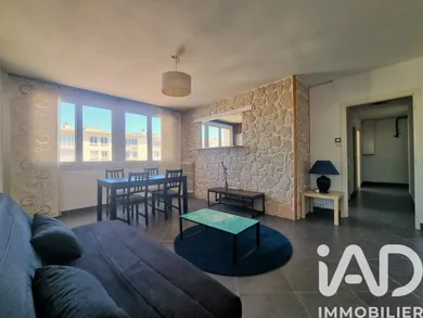 Apartment in Grenoble (38100)