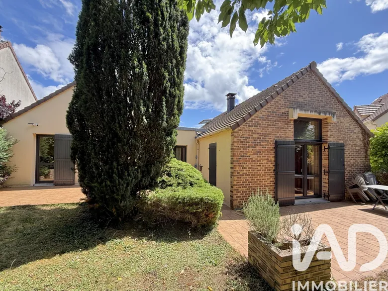Maison 6 pièces 125 m² · à Étiolles · 125 m² · 470 000 €