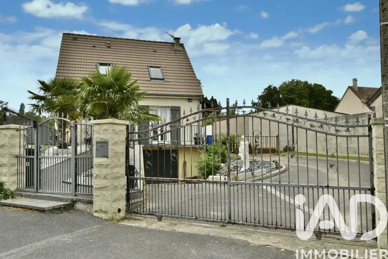 Maison 5 pièces 108 m² · à Ferrières · 108 m² · 224 000 €