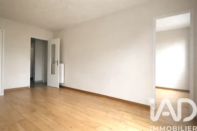 Apartment in Colombes (92700)