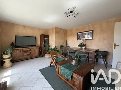 Apartment in Lognes (77185)