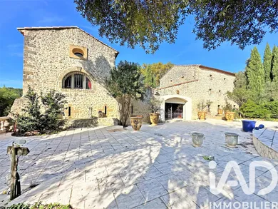 House in Uzès (30700)
