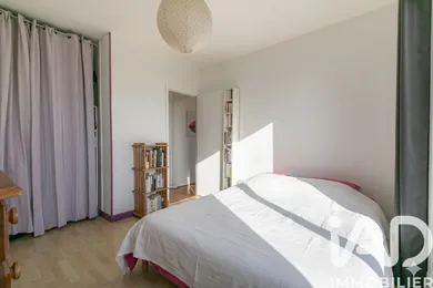 Apartment in Fontenay-sous-Bois (94120)