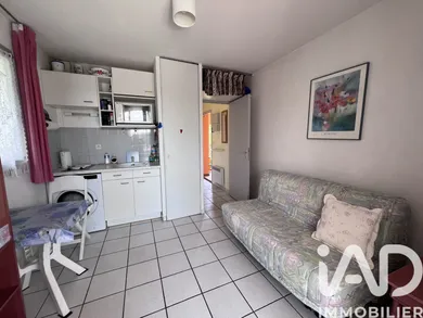 Apartment in La Londe-les-Maures (83250)