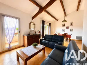 Apartment in Sanary-sur-Mer (83110)