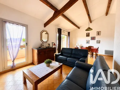 Apartment in Sanary-sur-Mer (83110)
