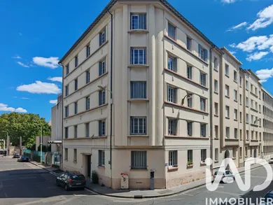 Apartment in Lyon (69008)