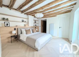 Triplex in Versailles (78000)