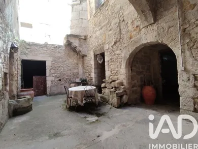 Maison de village à Aramon (30390)