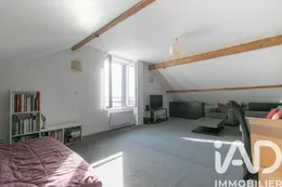 Apartment in Fontenay-sous-Bois (94120)