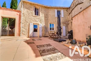 Maison traditionnelle à Nages-et-Solorgues (30114)