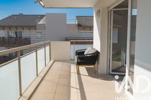 Apartment in Carros (06510)