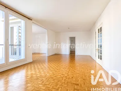 Appartement à Versailles (78000)
