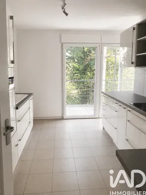 Apartment in Tours (37100)