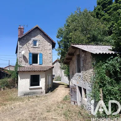 Traditional house in Oradour-sur-Glane (87520)