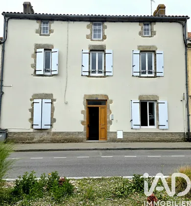 Immeuble à Bellevigny (85170)