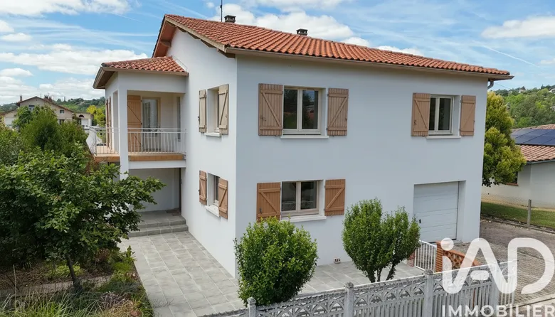 Maison 6 pièces 169 m² · à Moissac · 169 m² · 167 000 €