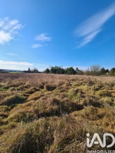 Terrain à Cours-de-Pile (24520)