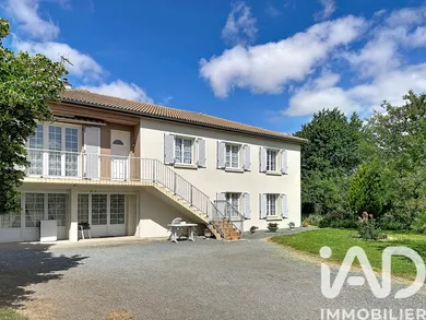 House in Viennay (79200)