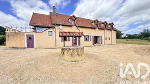 Maison à Curdin (71130)