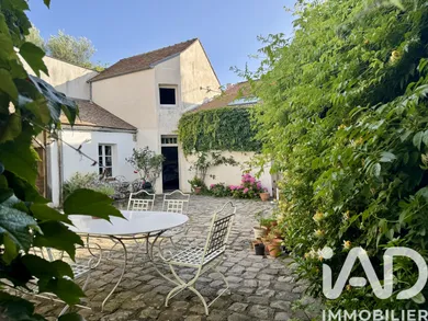 House in Palaiseau (91120)