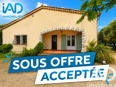 Maison traditionnelle à Tanneron (83440)
