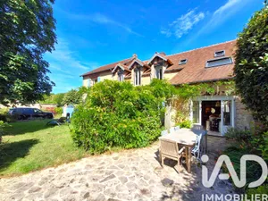 House in Tacoignières (78910)