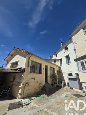 Townhouse in Carrières-sur-Seine (78420)