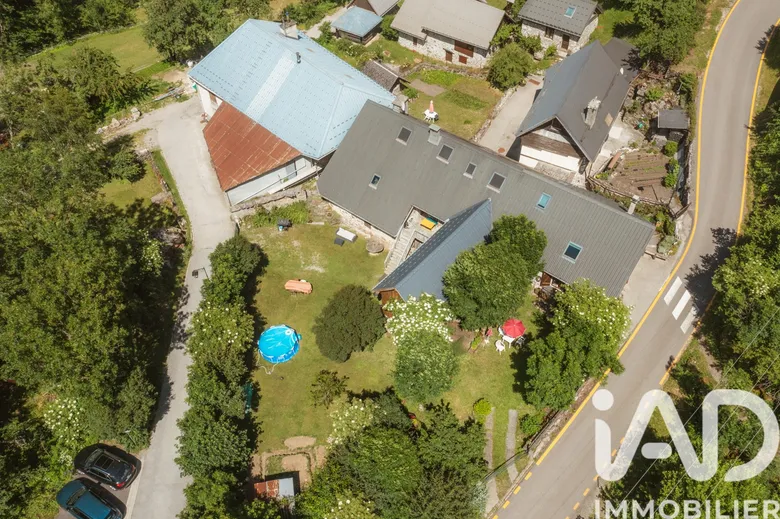 Maison 8 pièces 224 m² · à Vénosc, les Deux Alpes · 224 m² · 549 000 €