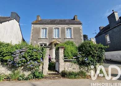 Maison de village à Maël-Carhaix (22340)
