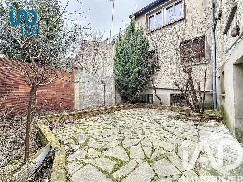 Maison 11 pièces 250 m² · à Aubervilliers · 250 m² · 590 000 €