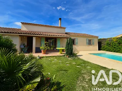Maison traditionnelle à Laudun-l'Ardoise (30290)
