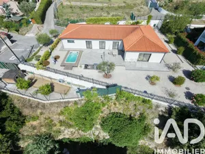 Maison à Saint-Laurent-du-Var (06700)