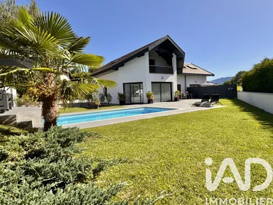 Maison d'architecte à Chavanod (74650)