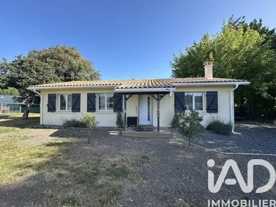 House in Saint-Sauveur (33250)