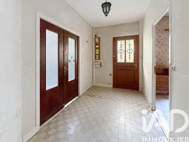Maison à Villeneuve-le-Roi (94290)