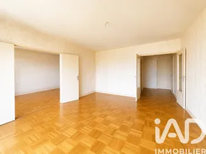 Apartment in Palaiseau (91120)