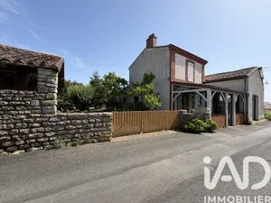 House in Airvault (79600)