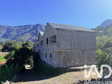 Immeuble à Cilaos (97413)