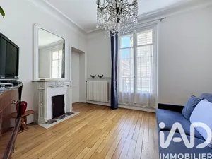 Appartement à Paris (75015)
