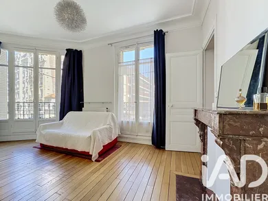 Appartement à Paris (75015)