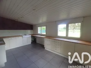 House in Coutras (33230)