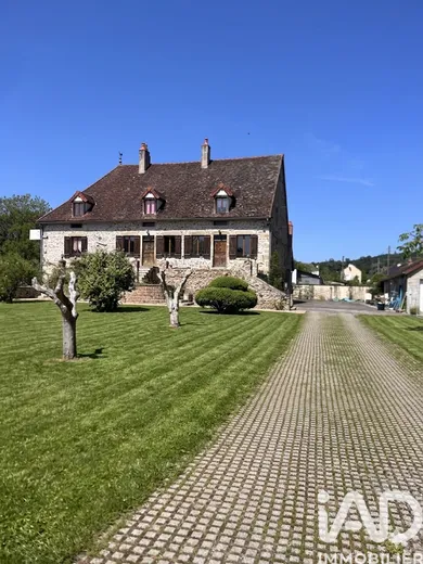 Demeure à La Celle-en-Morvan (71400)