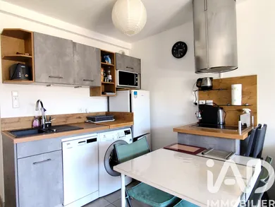 Apartment in Bormes-les-Mimosas (83230)