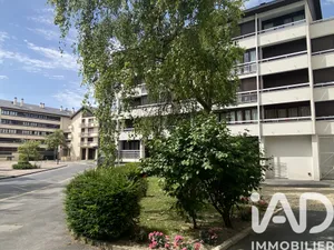 Apartment in Reims (51100)