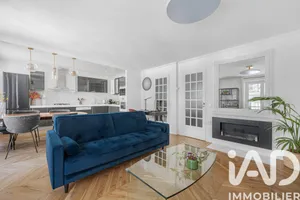 Apartment in Paris (75009)