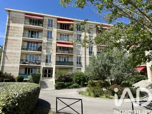 Appartement à Aix-en-Provence (13090)