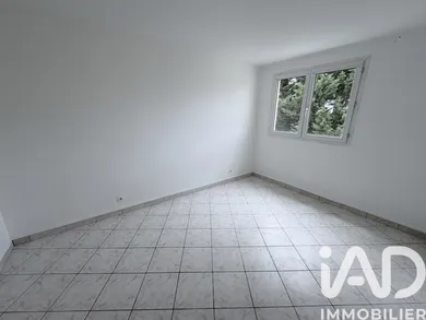 Appartement à Épinay-sur-Seine (93800)