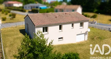 Maison à Châlus (87230)
